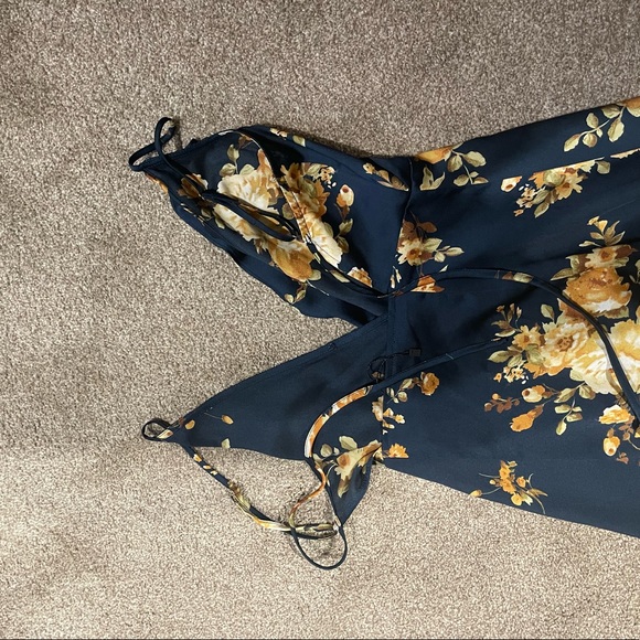 Beautiful event dress - Picture 4 of 6